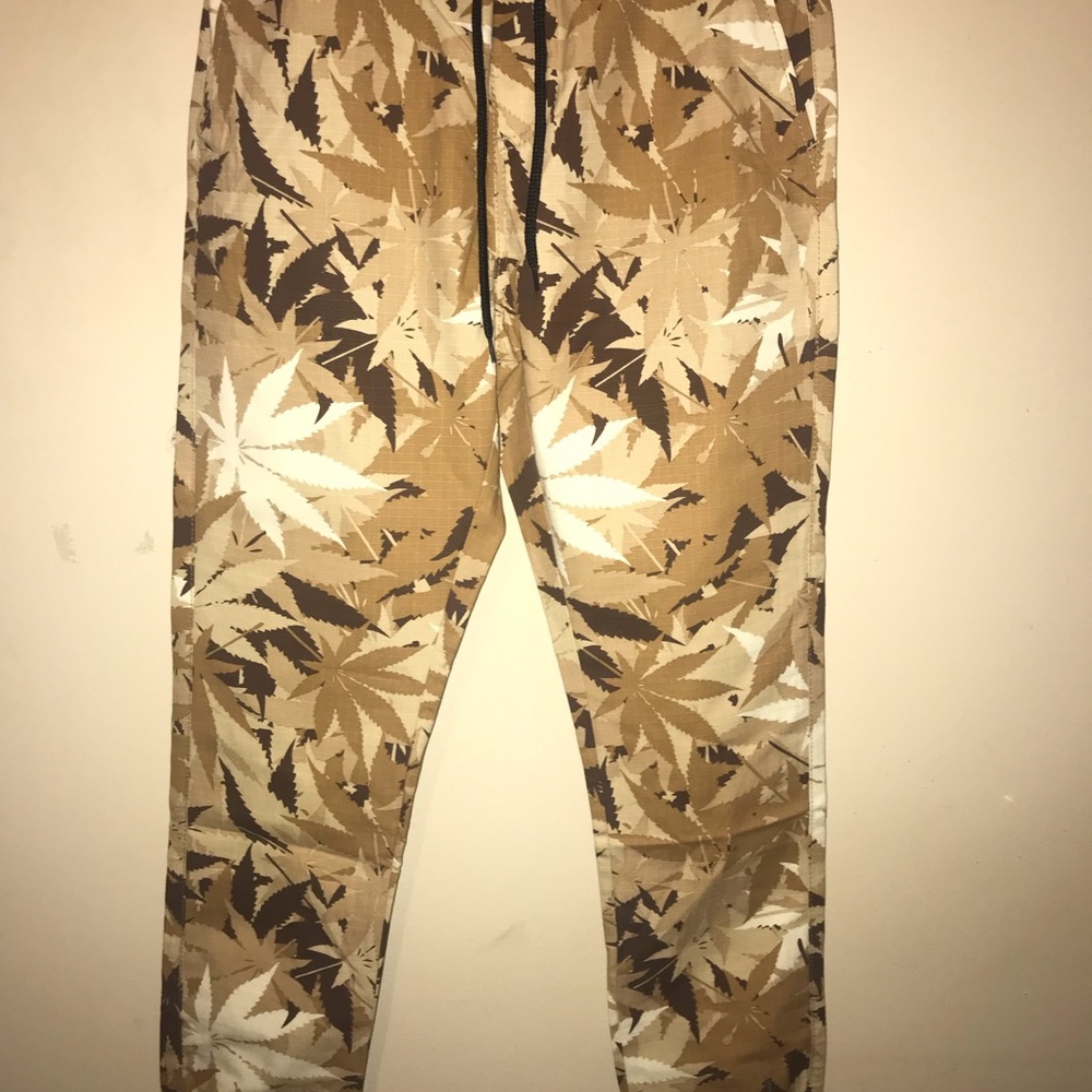 Unisex Adult Joggers Size Small